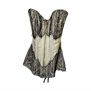 NWOT lace bustier/ corset silver blue and black, ribbed for support, beautiful!